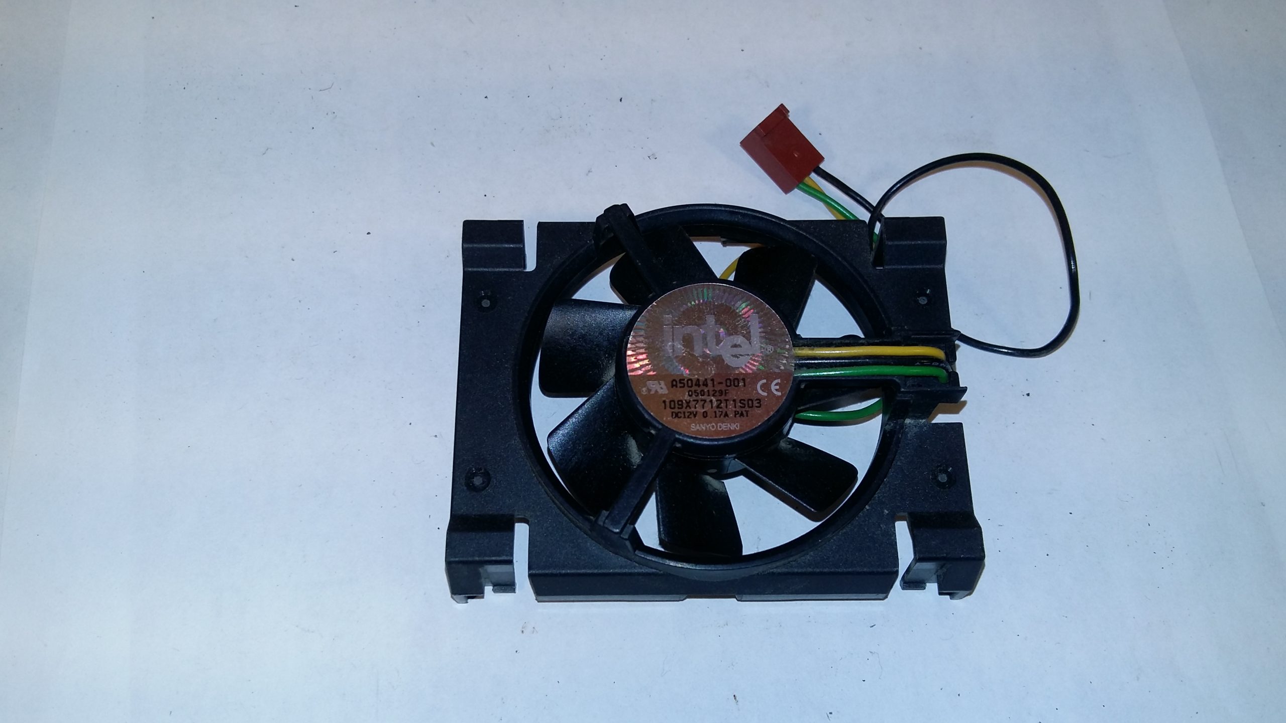 FAN Intel A50441-001 C€ 050129F 109X7712T1S03 DC12V 0.17A PAT