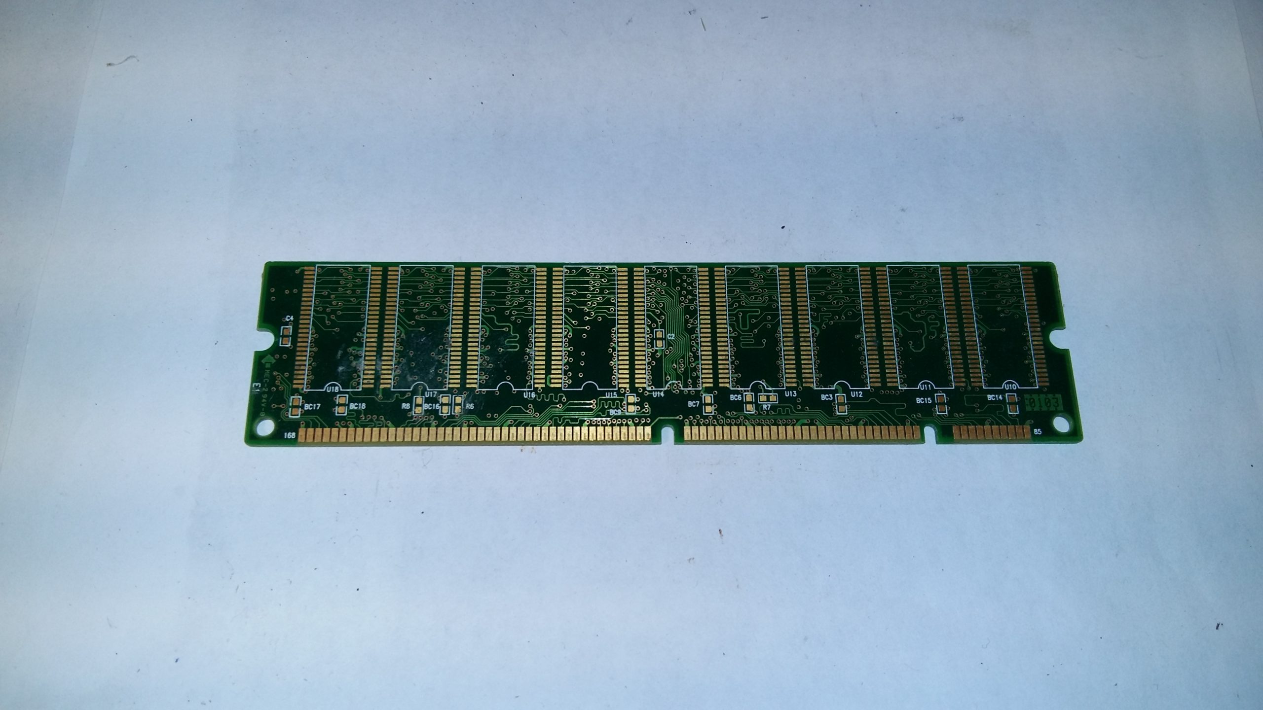 Lot de barres de mémoire informatiques antiques non testées / Ordinateur