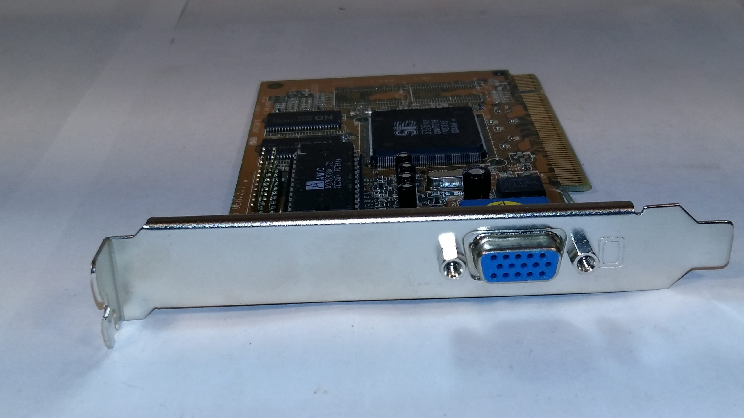 Carte graphique SiS 6326 PCI – 4 Mo EDO – True Color Graphics and Video Accelerator – 1997