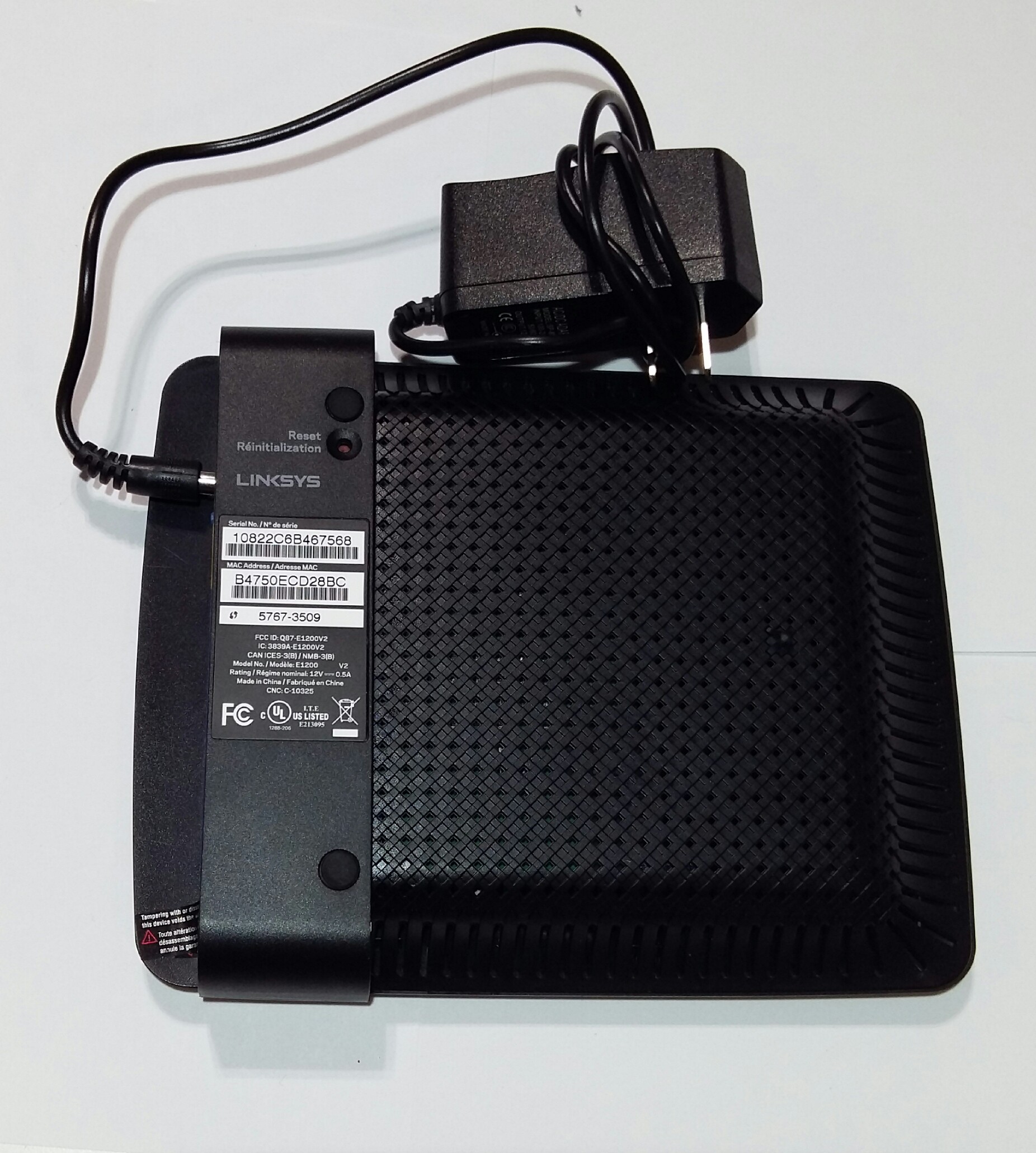 Routeur Wi-Fi Linksys E1200 avec adaptateur secteur