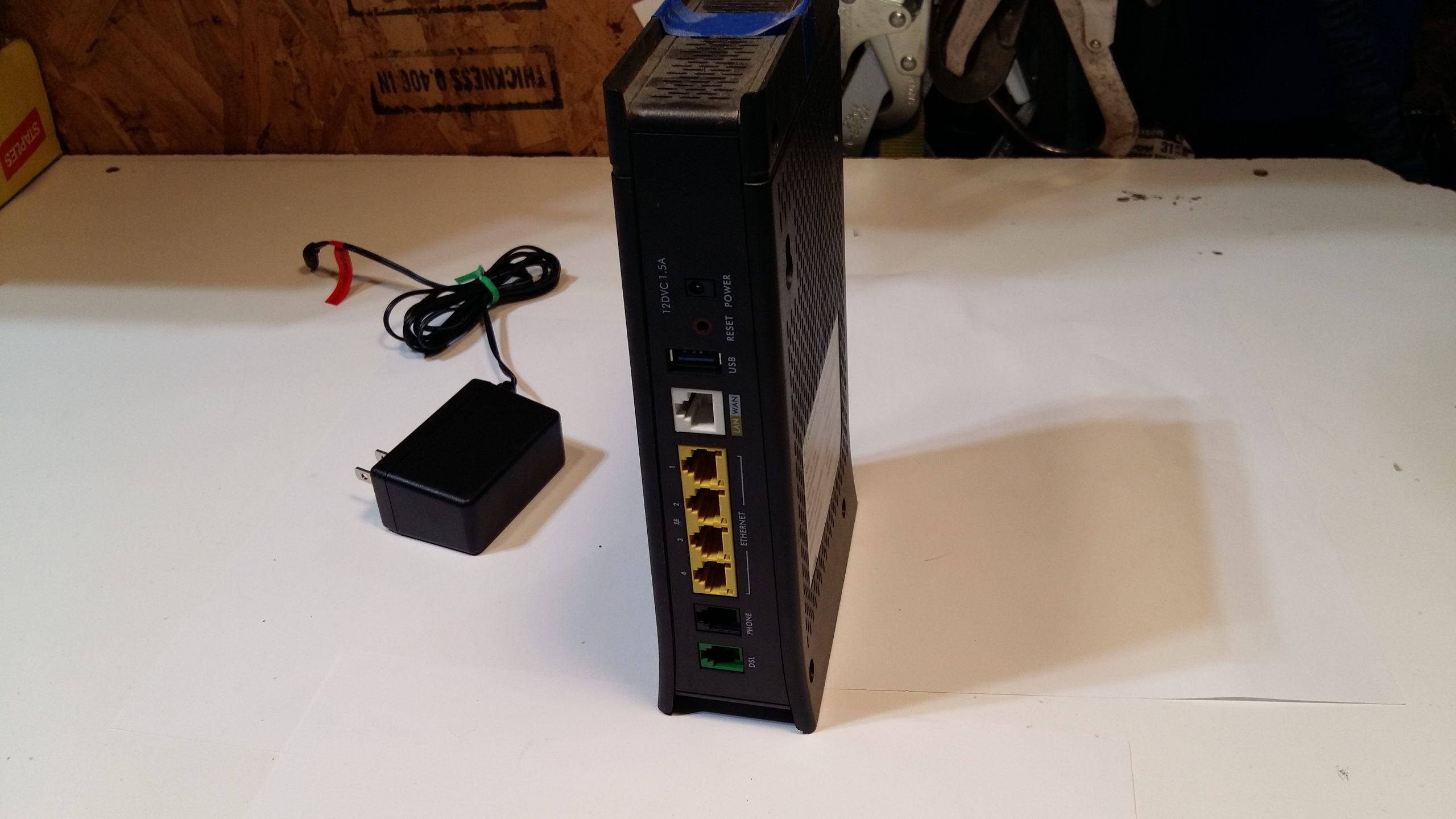 Modem-routeur sans fil CenturyLink C1100Z ZyXEL 802.11n VDSL ADSL2+ GPON