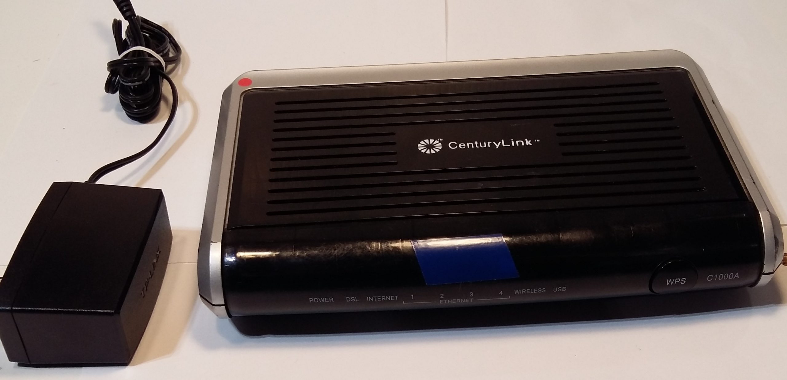 Routeur modem Wi-Fi Century Link Actiontek, modèle C1000A