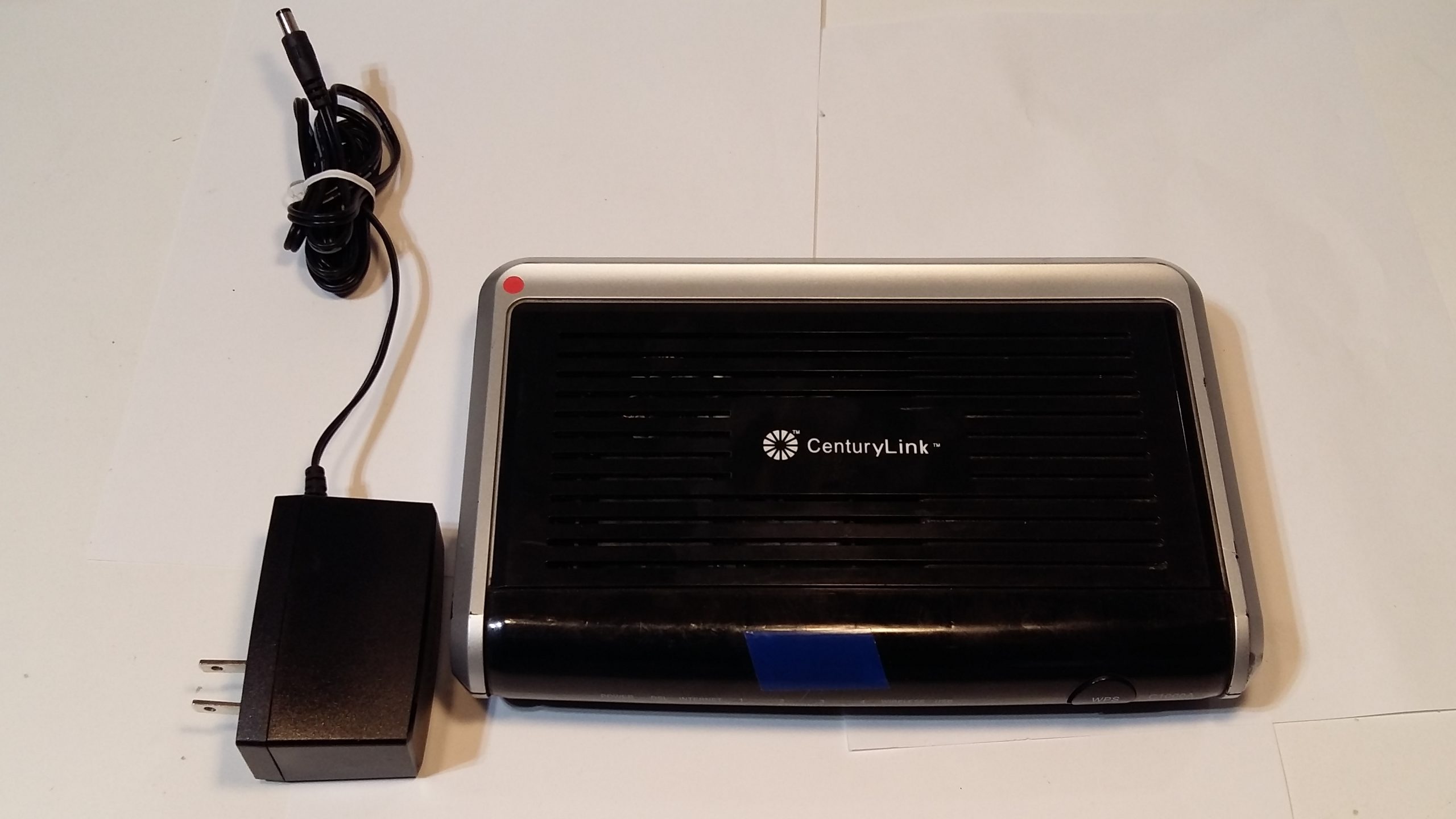 Routeur modem Wi-Fi Century Link Actiontek, modèle C1000A