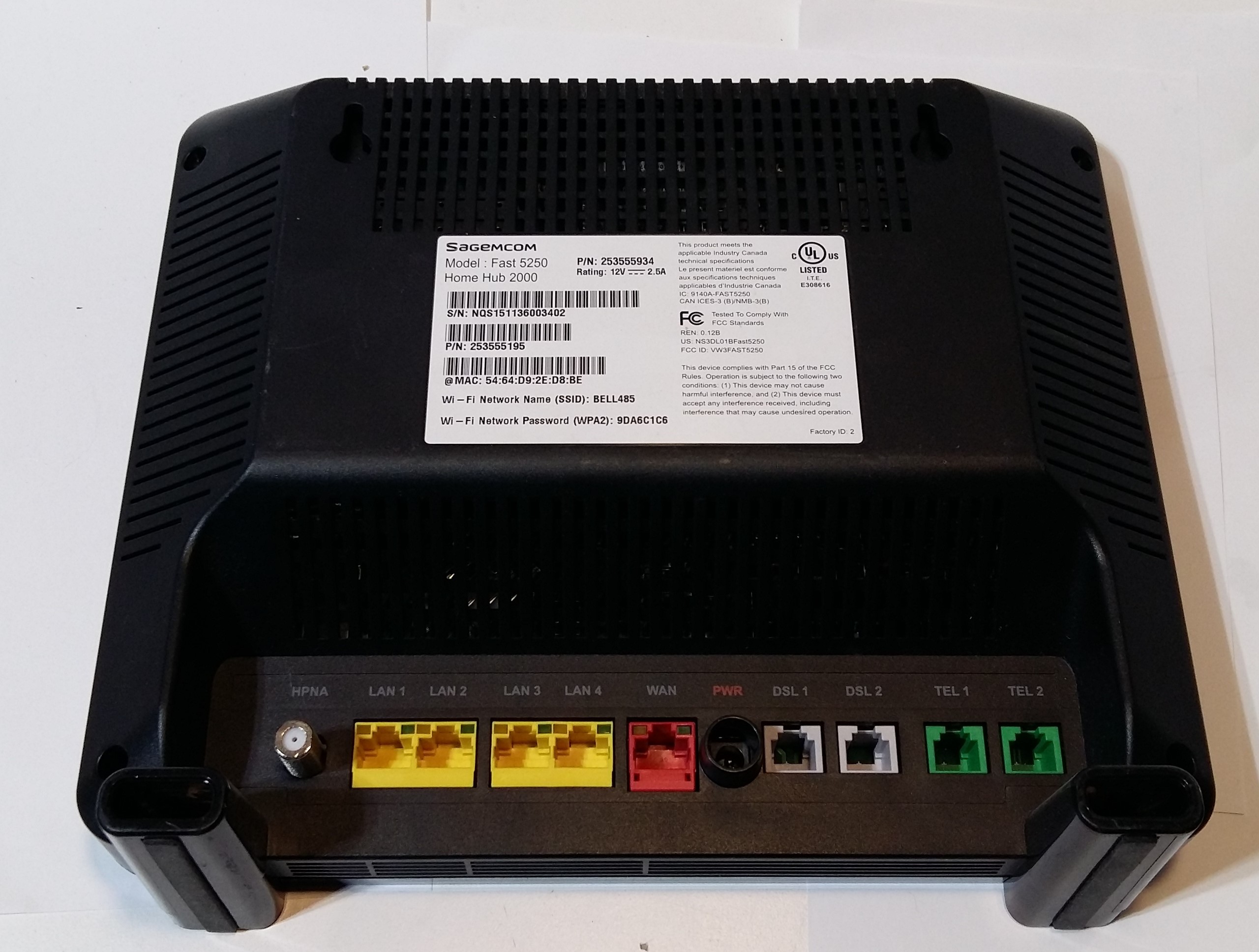 Bell Sagemcom Fast 5250 Home Hub 2000 AVEC Alimentation Électrique TESTÉ Spécificités de l’article