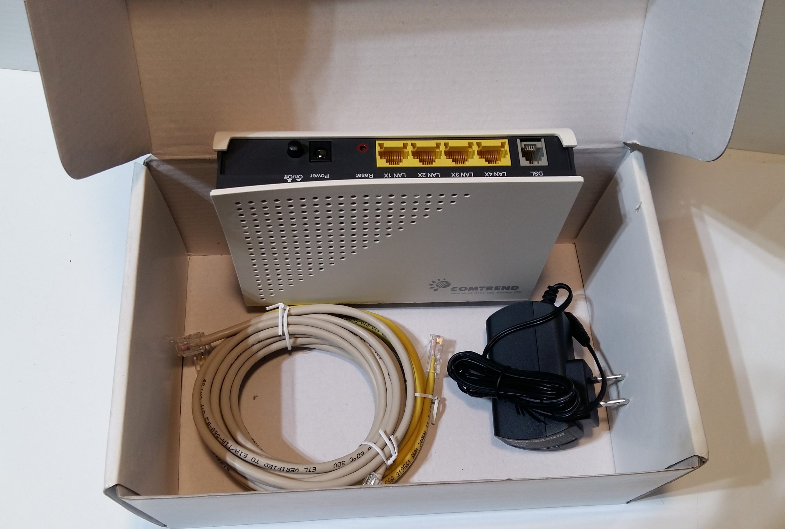 Comtrend NexusLink 3101 Routeur de liaison DSL (Bonded CPE) Vdsl2 @f8
