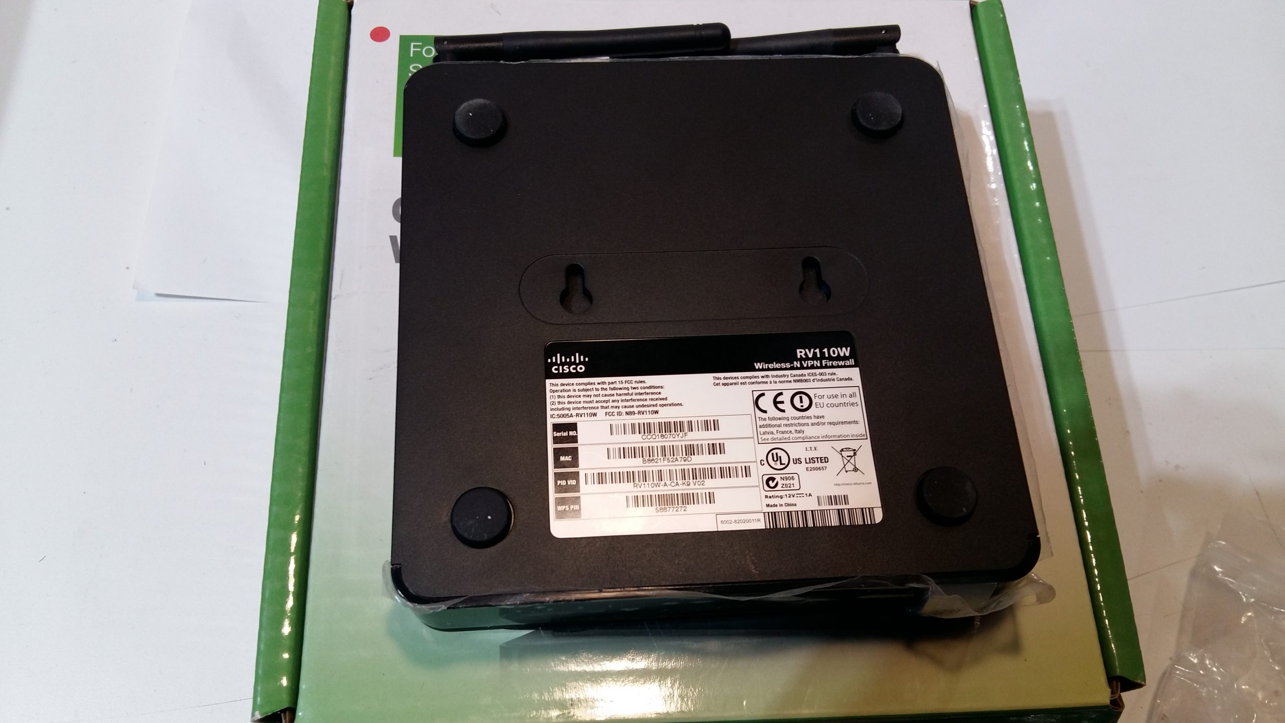 Cisco RV110W – Routeur Pare-feu VPN Wireless-N pour PME – Excellent État