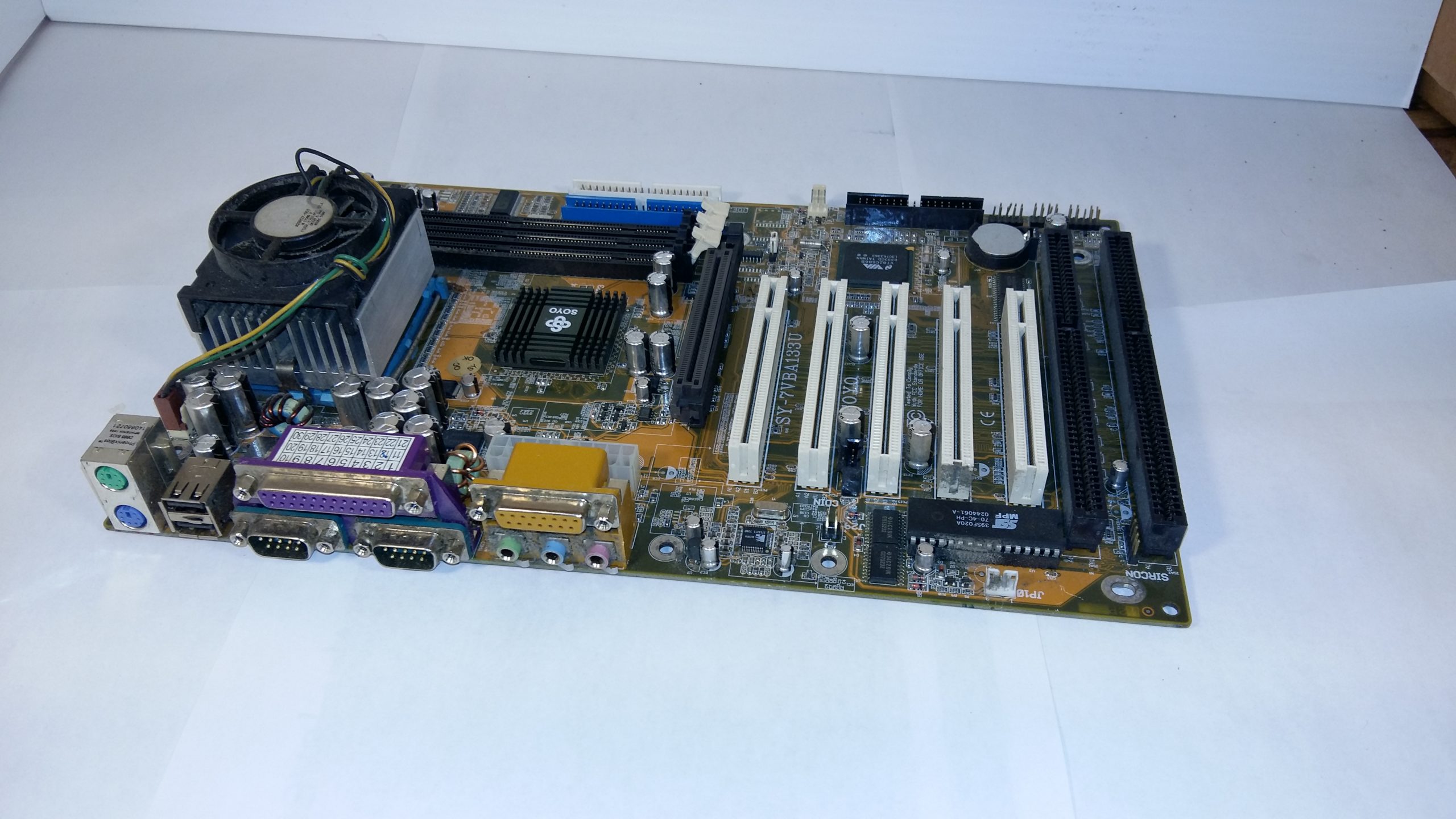 Carte mère SOYO SY-7VBA133U, Socket 370, Intel