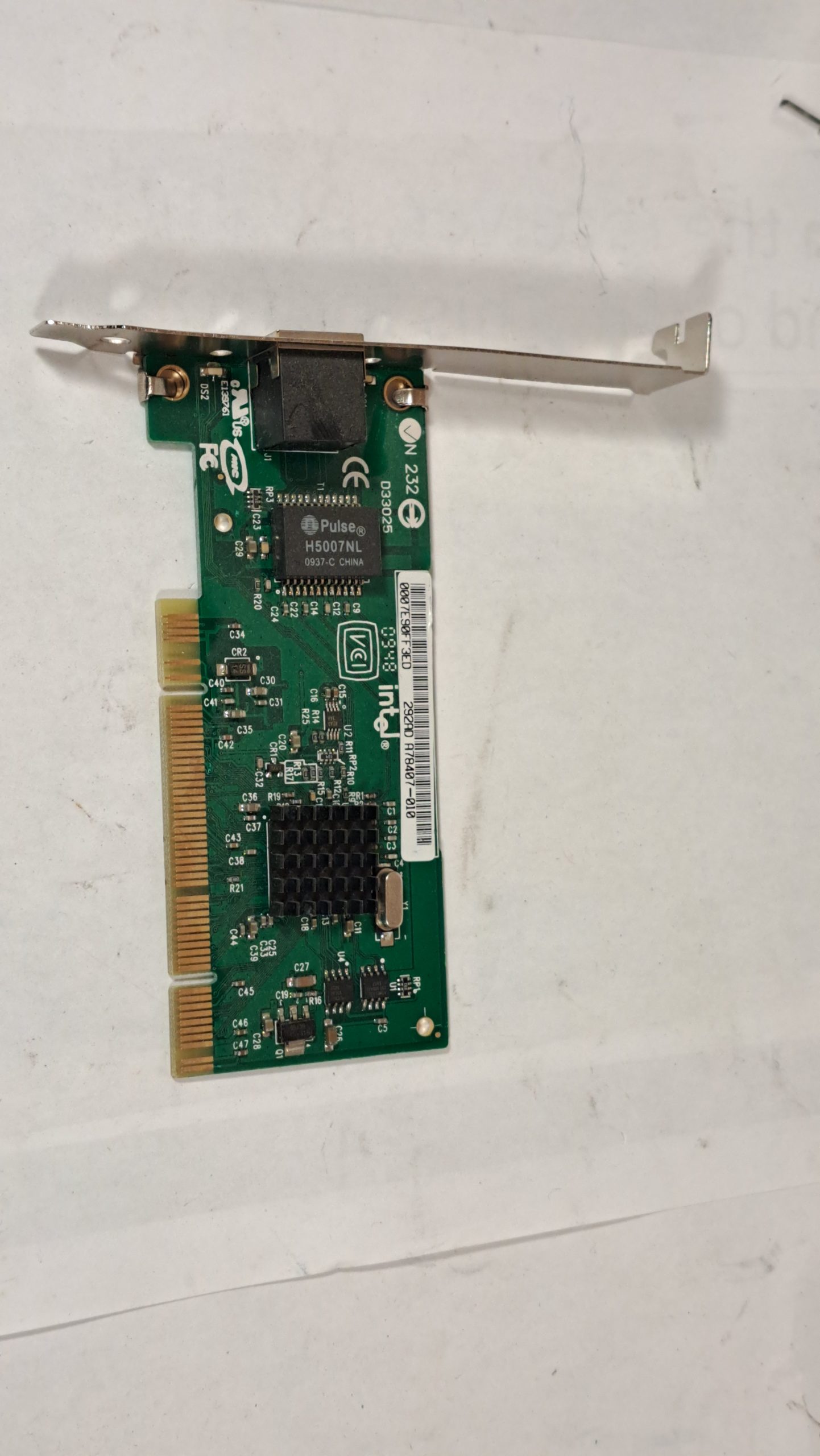 CARTE RÉSEAU PCI DE BUREAU INTEL PRO/1000 MT / PWLA8390MT