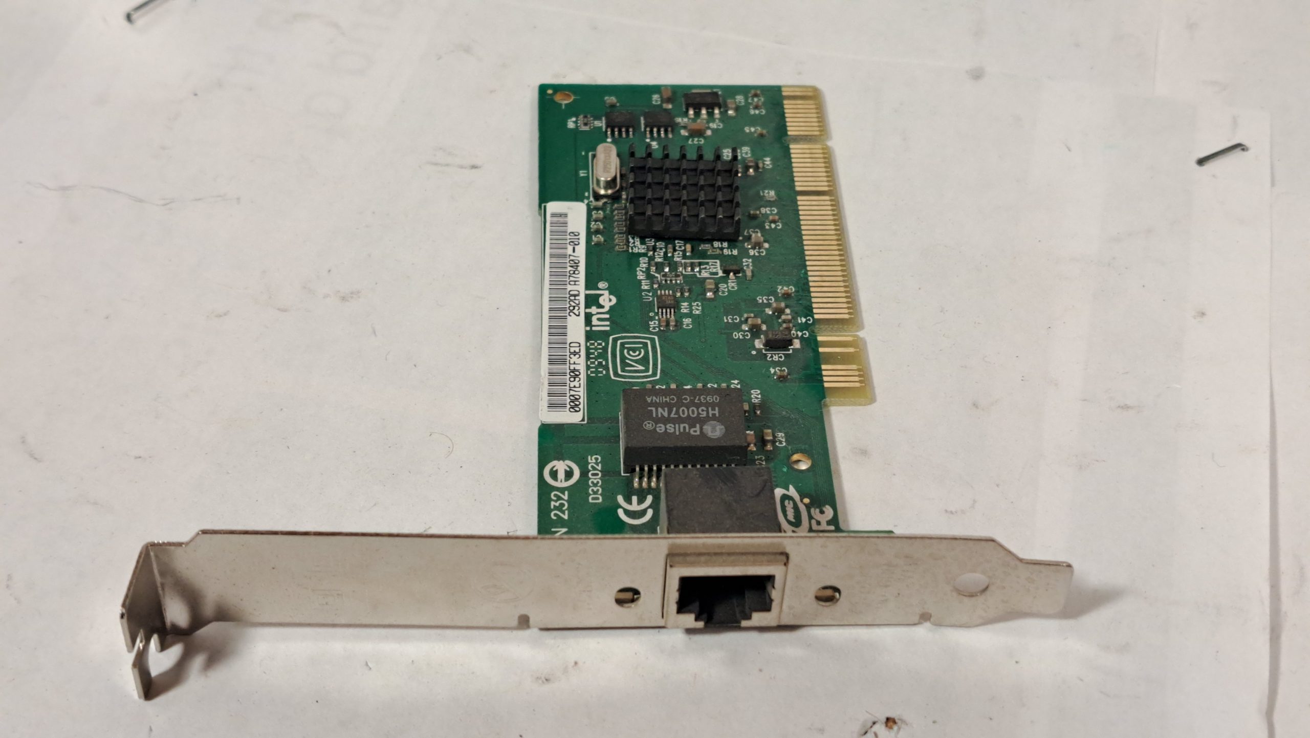 CARTE RÉSEAU PCI DE BUREAU INTEL PRO/1000 MT / PWLA8390MT