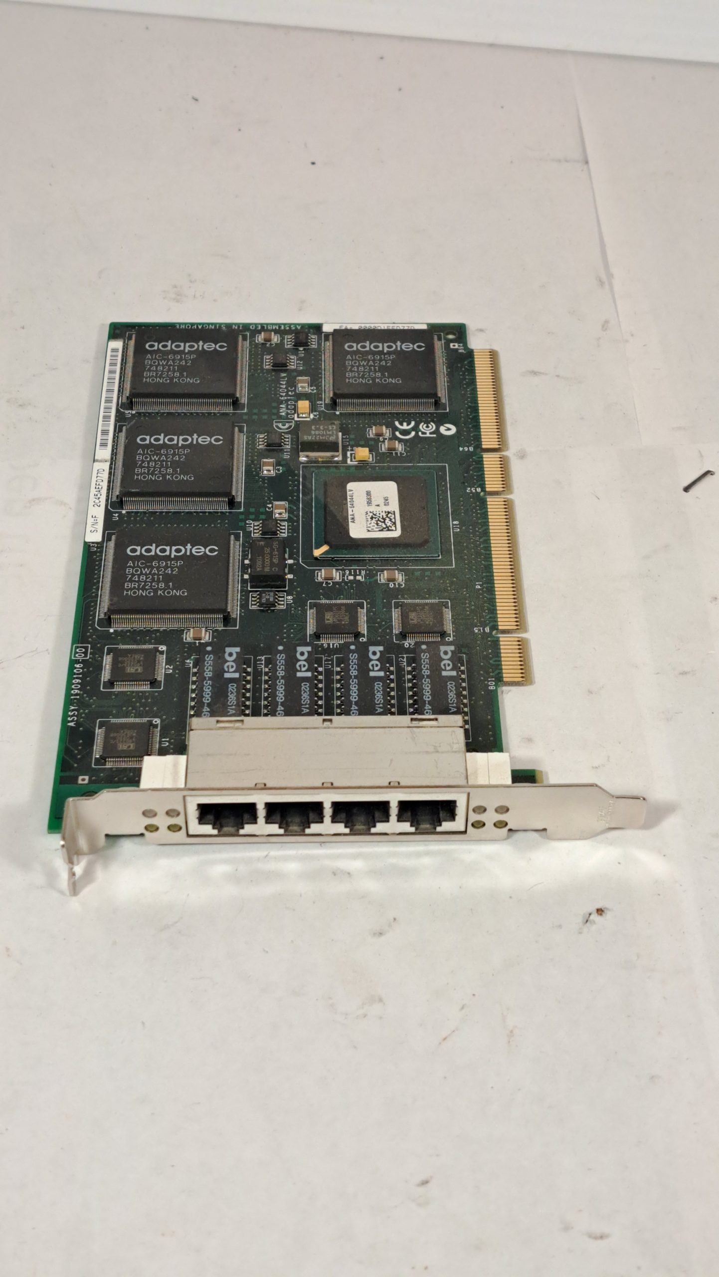 CARTE D’INTERFACE RÉSEAU (NIC) MULTI-PORTS ADAPTEC ANA-64044LV