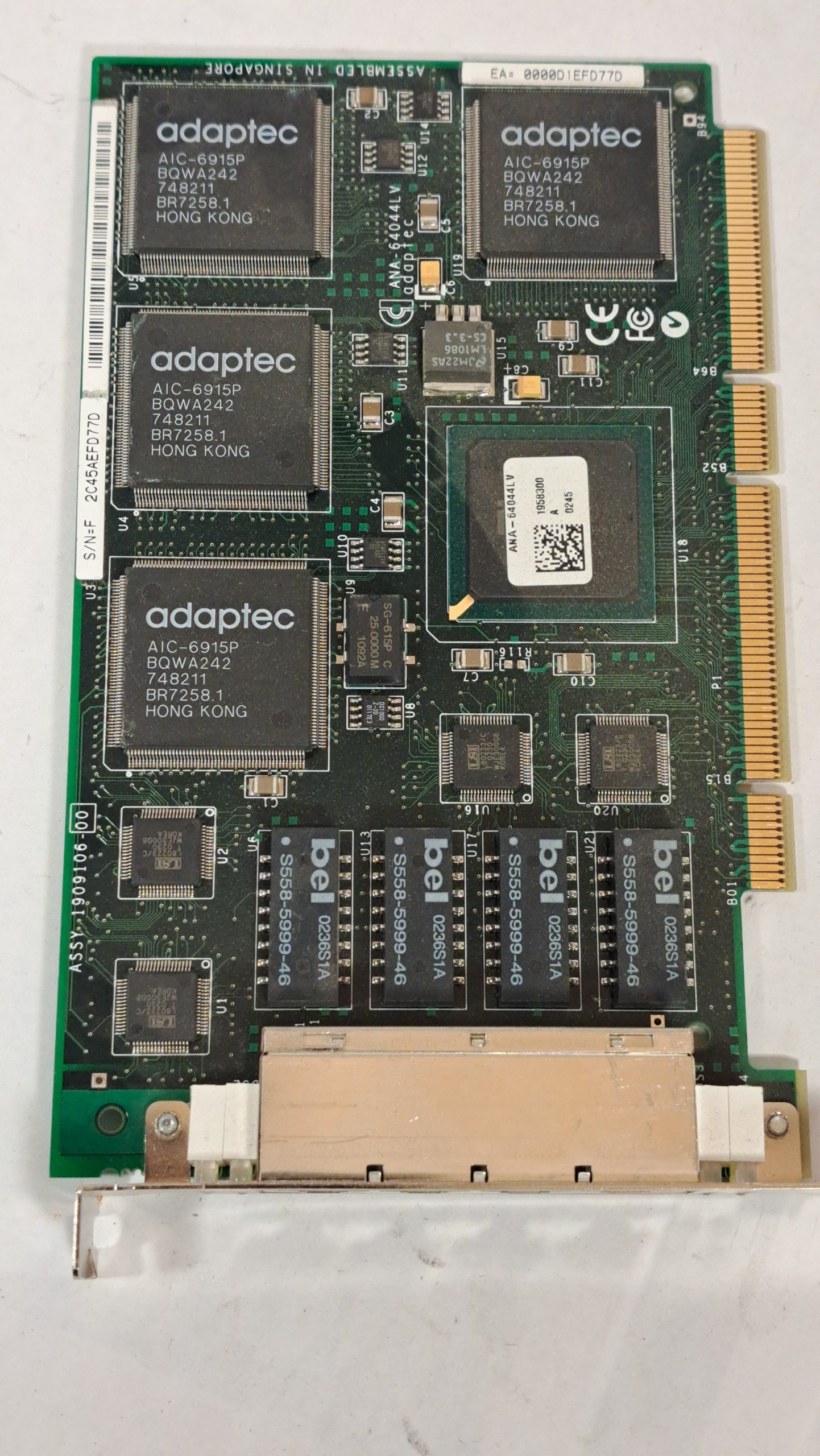 CARTE D’INTERFACE RÉSEAU (NIC) MULTI-PORTS ADAPTEC ANA-64044LV