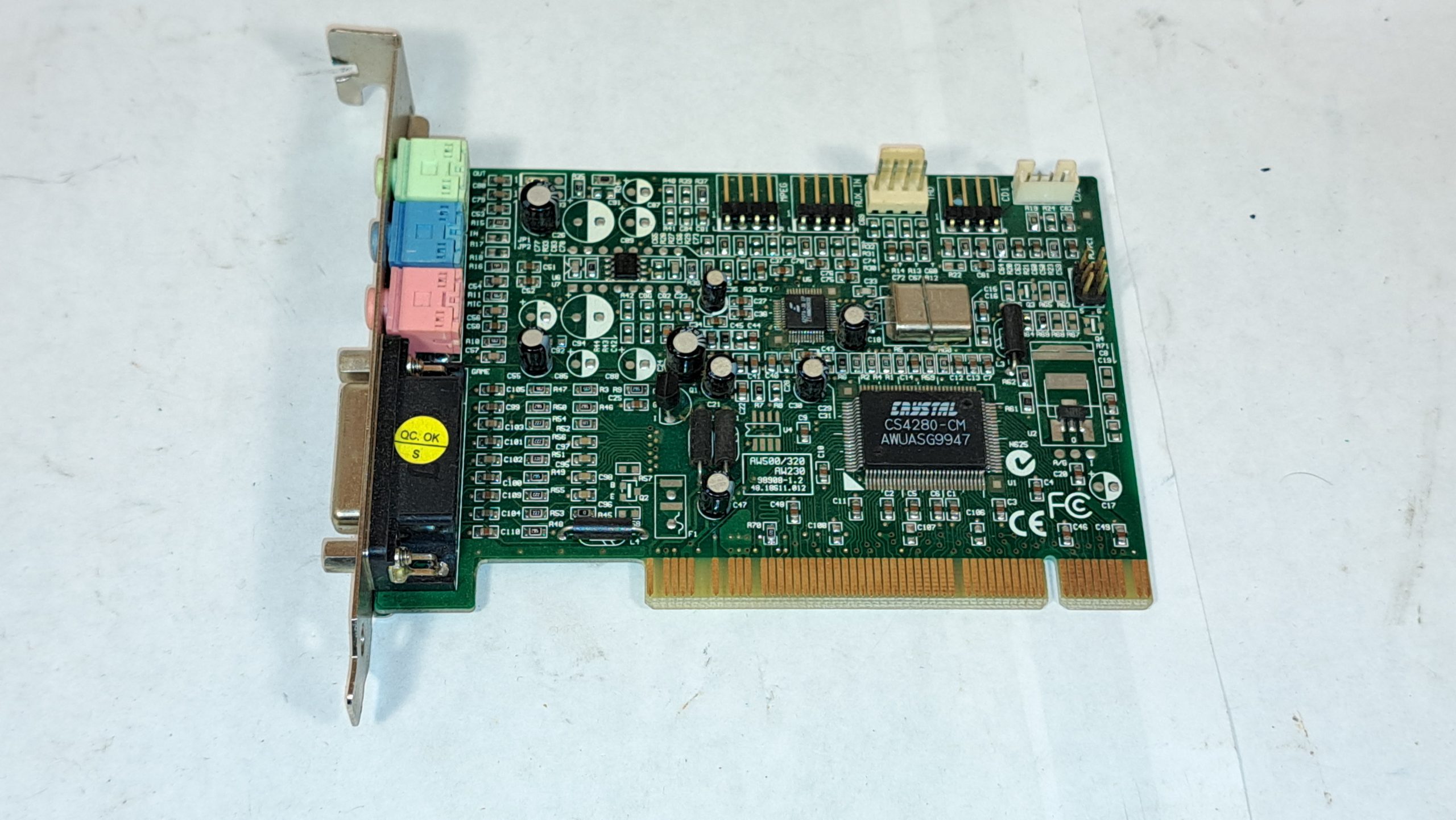 Carte son PCI AOpen 90.18610.401 DAC 16 bits