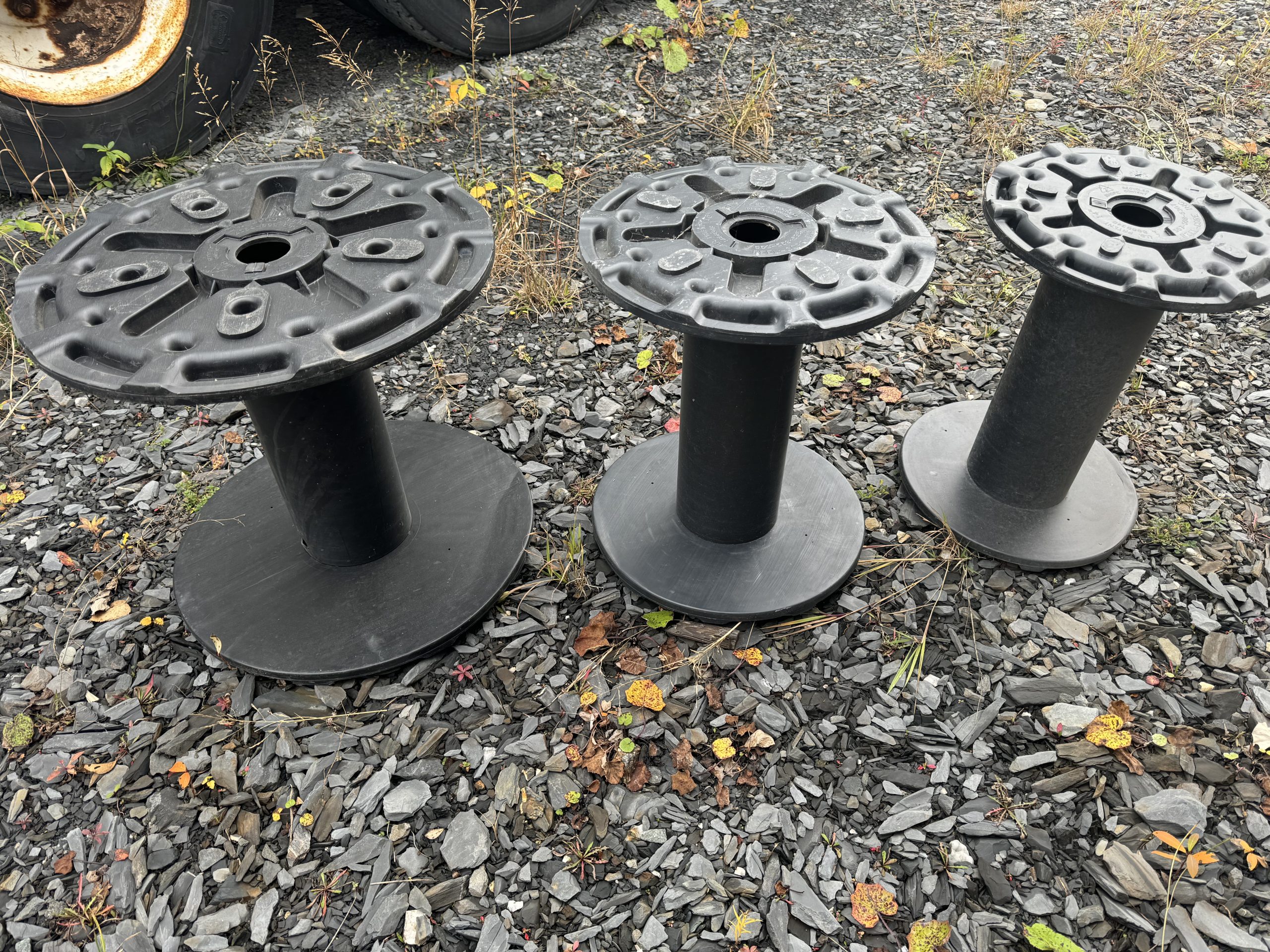 Bobine en plastique vide pour emballage et livraison 3 grandeur differentes