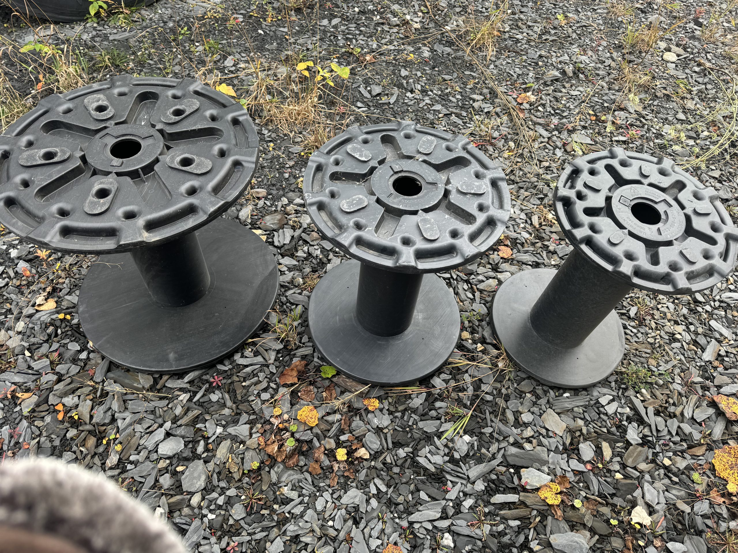 Bobine en plastique vide pour emballage et livraison 3 grandeur differentes