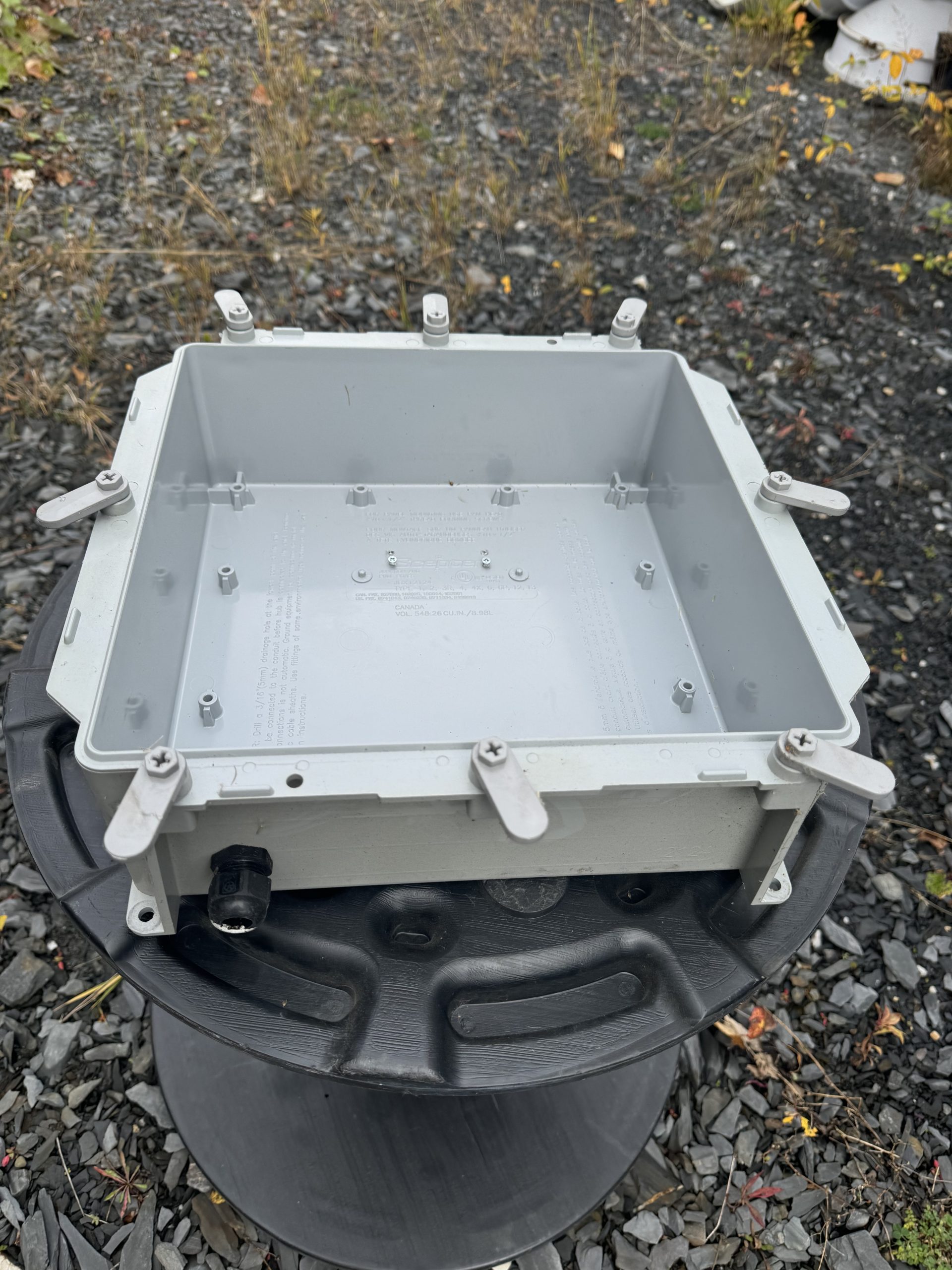 Boîte de jonction JBX664 6″x6″x4″ 5 de disponible