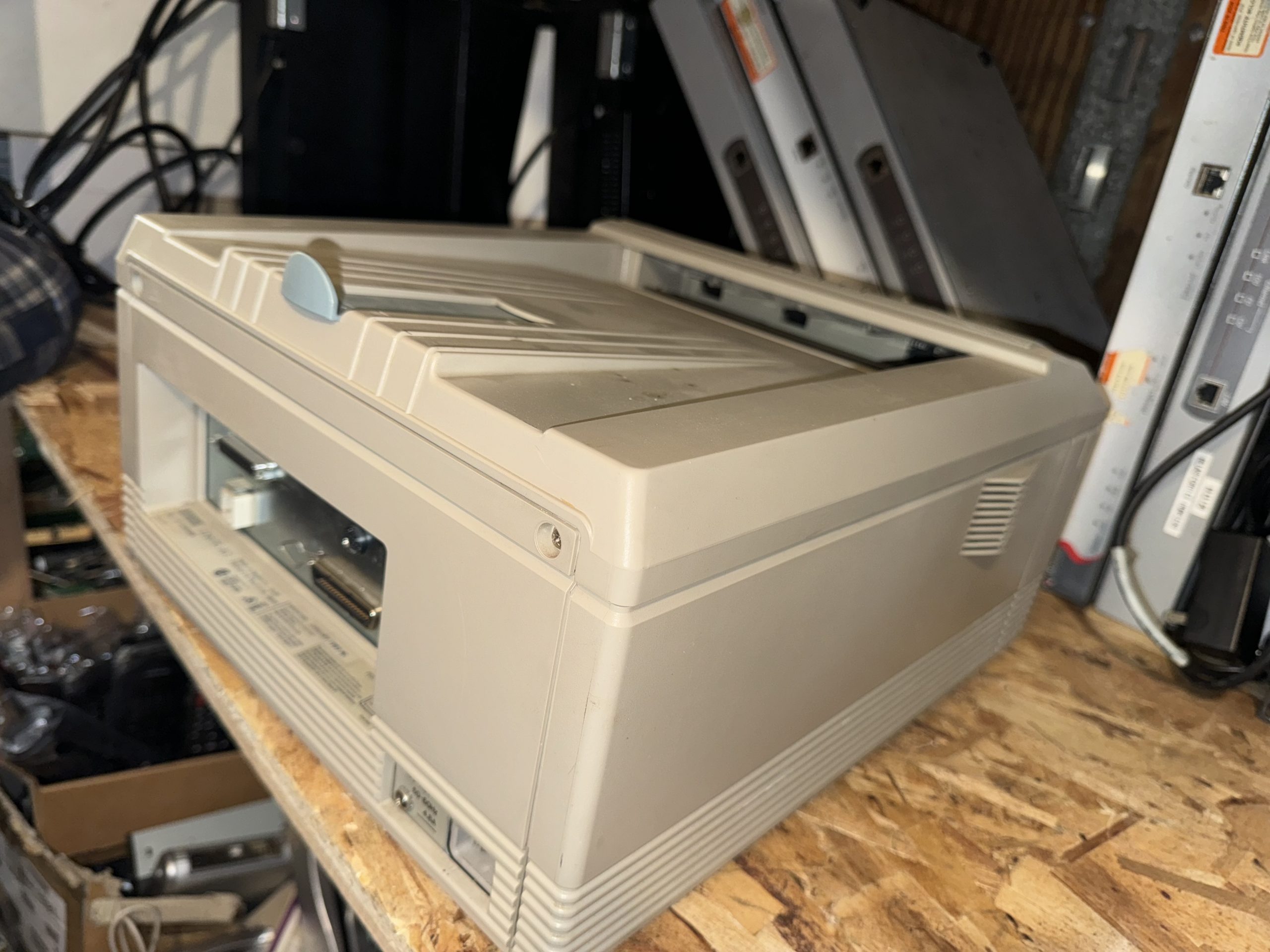 Imprimante Laser Rétro DEC DEClaser 1152 – PostScript & Blindage RF !