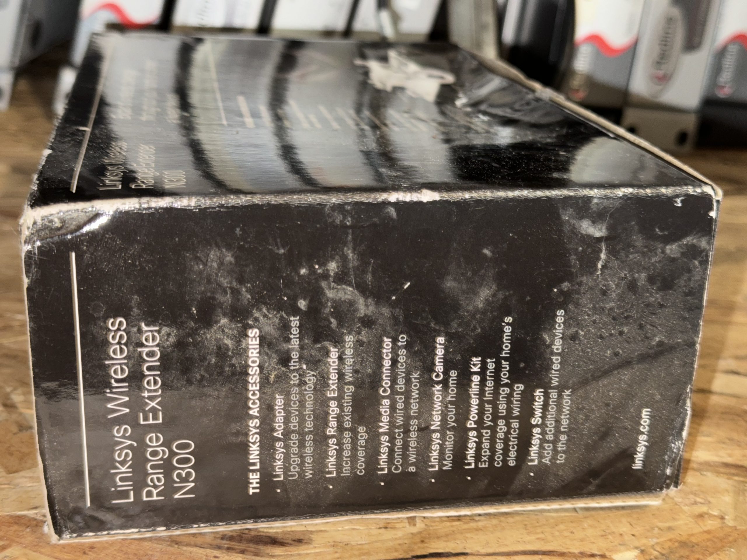 Répéteur Wi-Fi double bande Cisco Linksys N300 RE2000