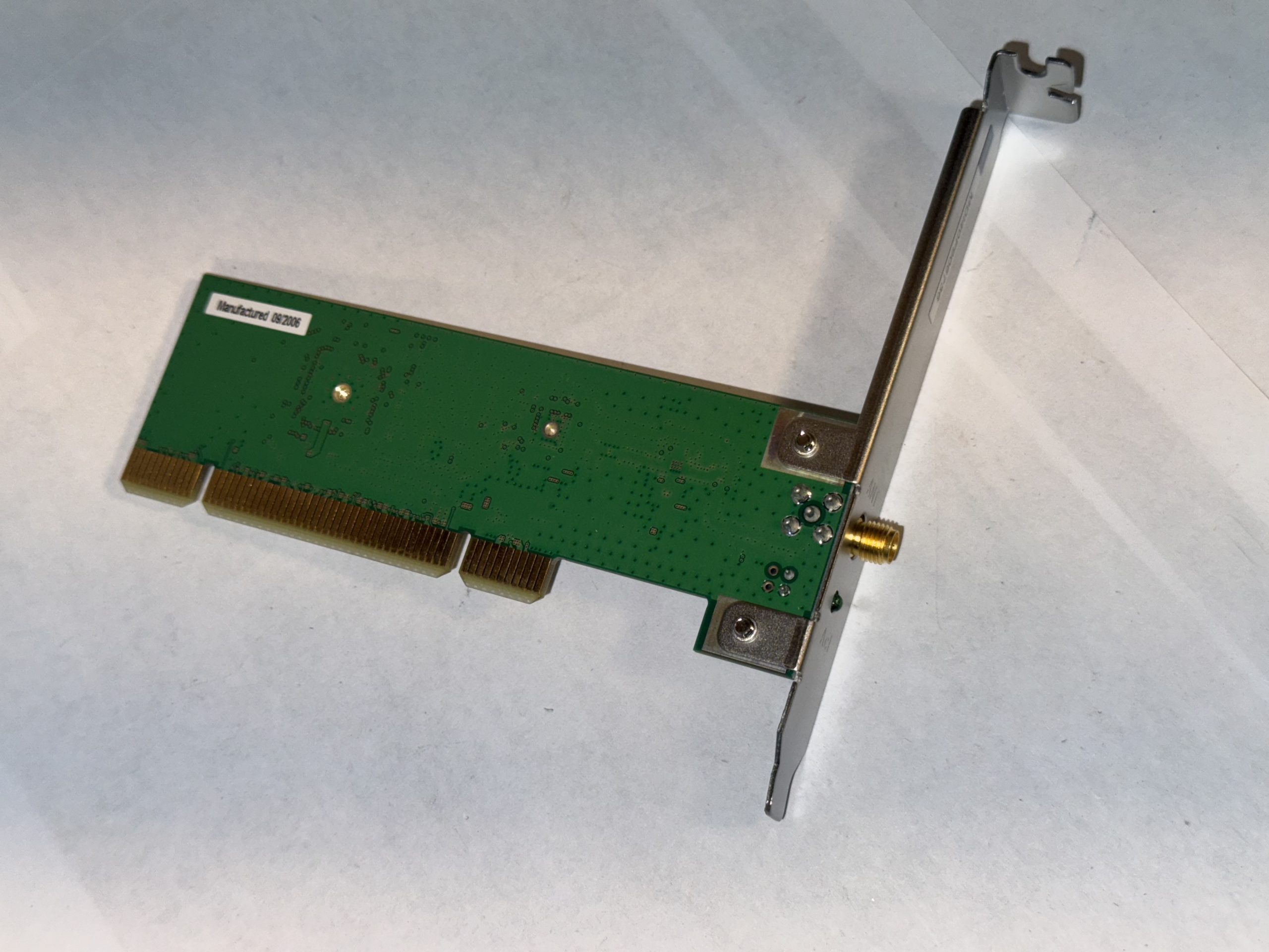 Adaptateur réseau PCI Linksys Wireless-G WMP54G 2,4 GHz 802.11g sans antenne – Neuf