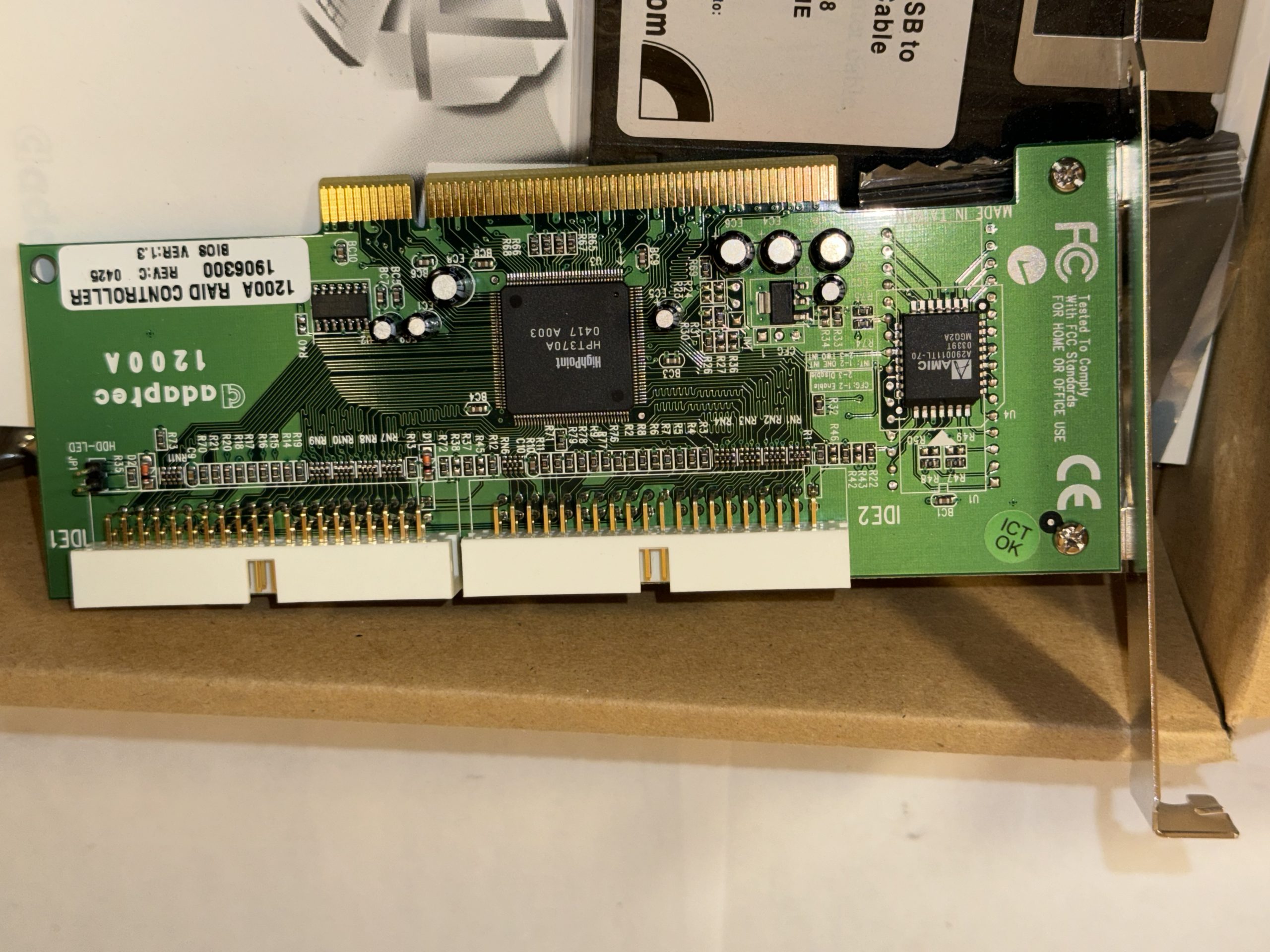 Nouveau Contrôleur RAID Adaptec 1200A Vintage Ouvert (Open Box) 1906300 32-BIT PCI ATA