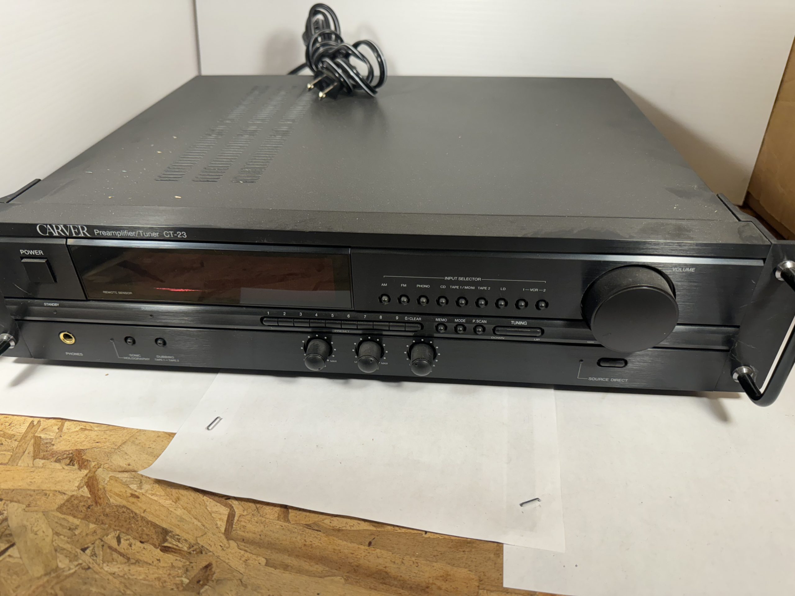 Préamplificateur/tuner audio/vidéo Carver CT-23 Noir