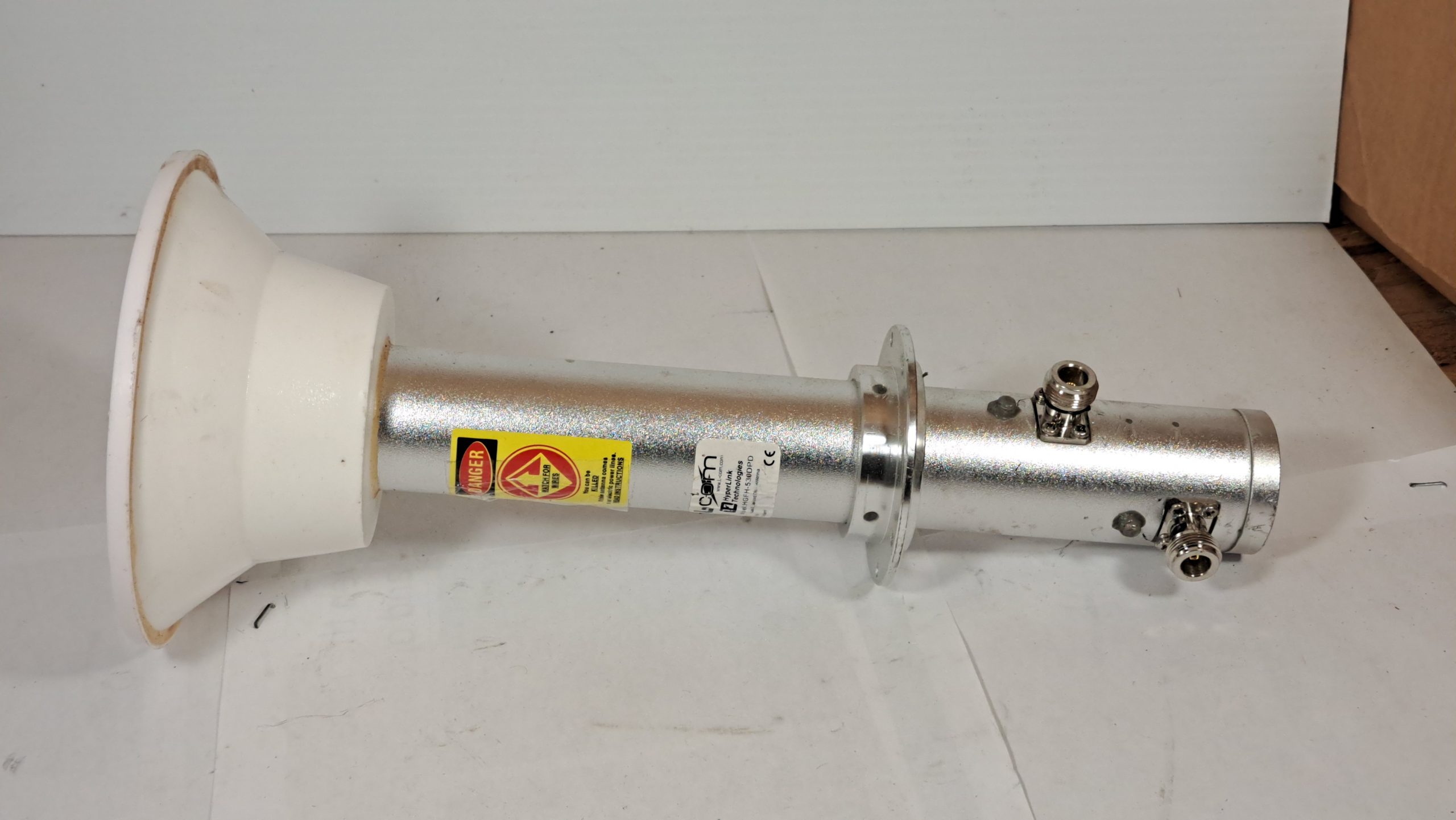 CORNET D’ALIMENTATION DE REMPLACEMENT L-COM HGFH-530DPD