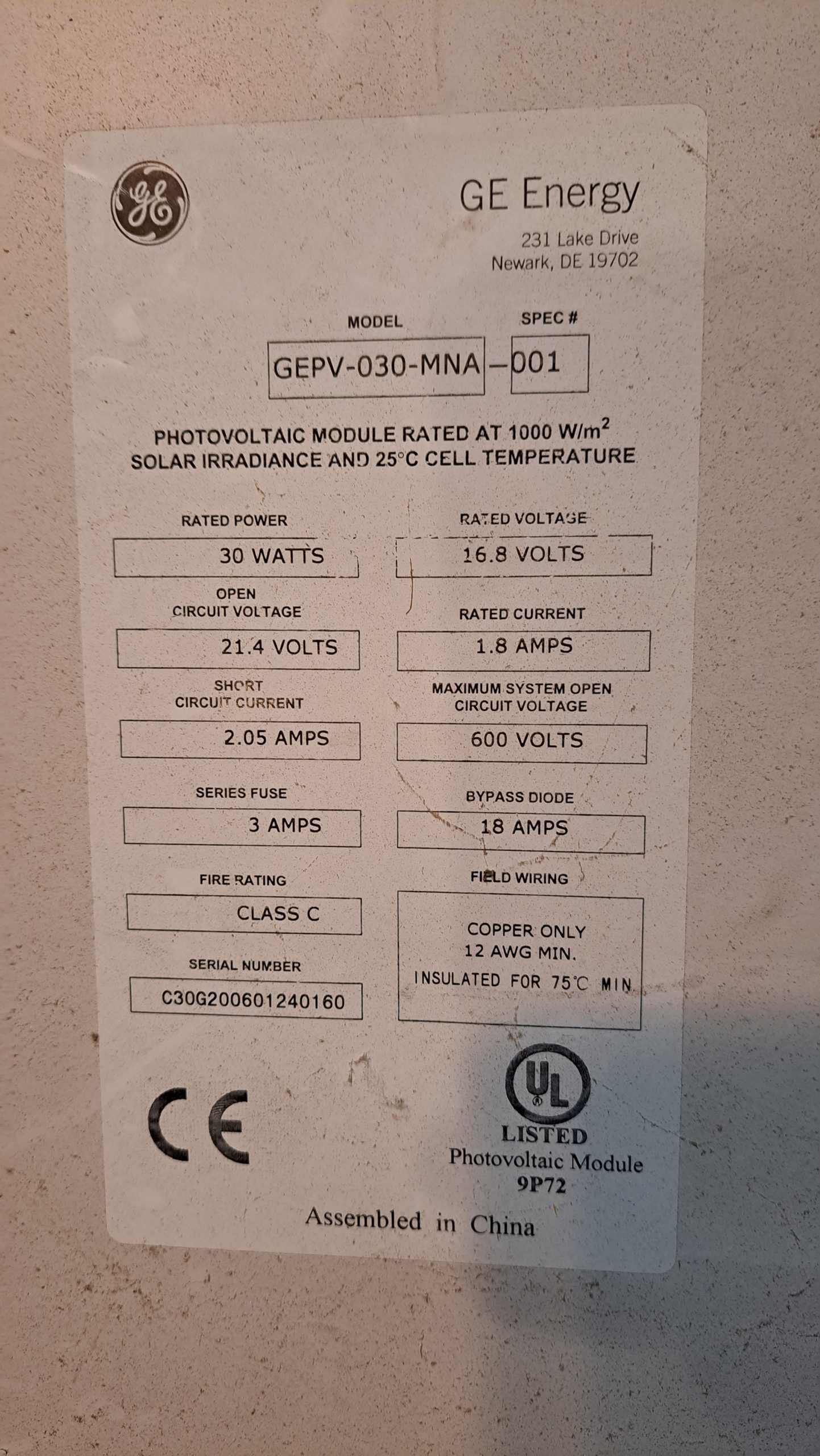 Panneau photovoltaïque GE ENERGY GEPV-030-MNA polycristallin 30 W (type tuile)