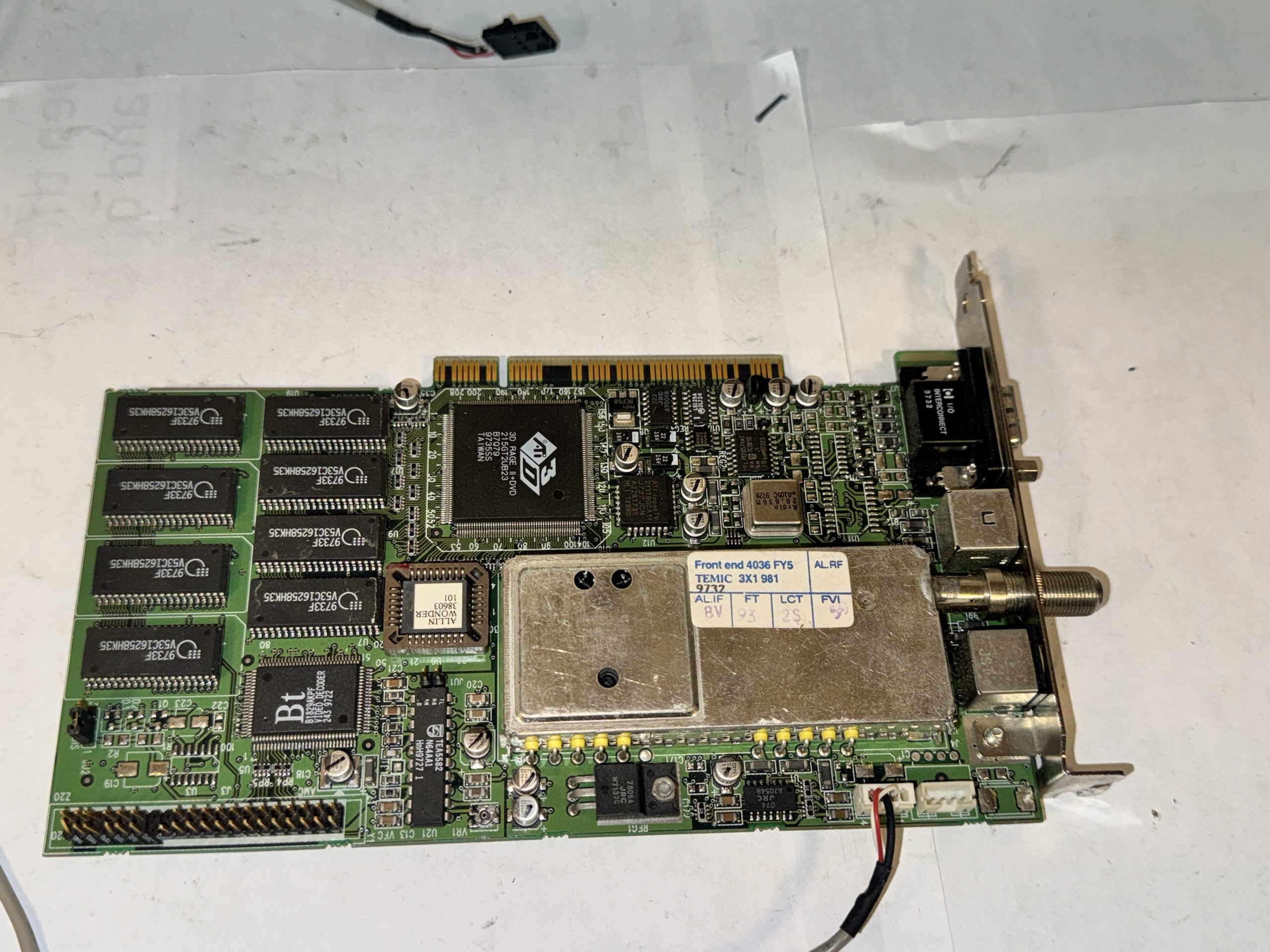 Carte Graphique Vintage ATI All-In-Wonder 3D Rage II+DVD 4Mo PCI TV Tuner P/N 109-38600