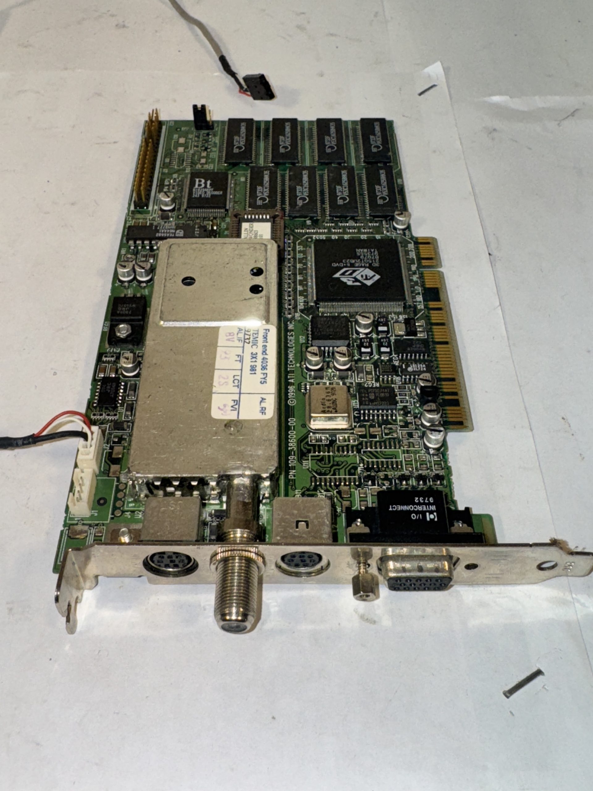 Carte Graphique Vintage ATI All-In-Wonder 3D Rage II+DVD 4Mo PCI TV Tuner P/N 109-38600