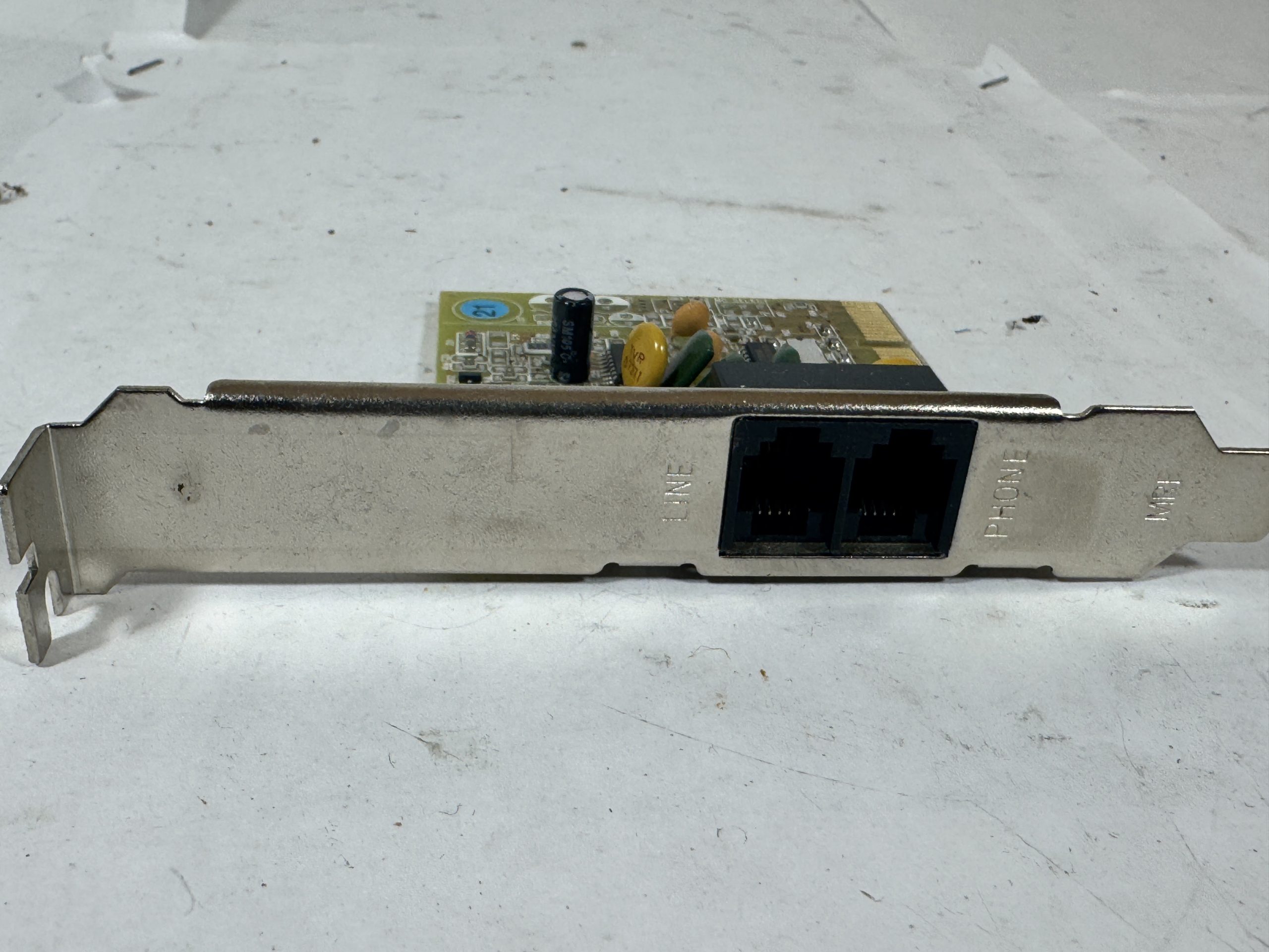 Cyber solutions Carte modem PCI ISA 56K FB PCTEL AMR/ 6WICHN-35714-M5-E