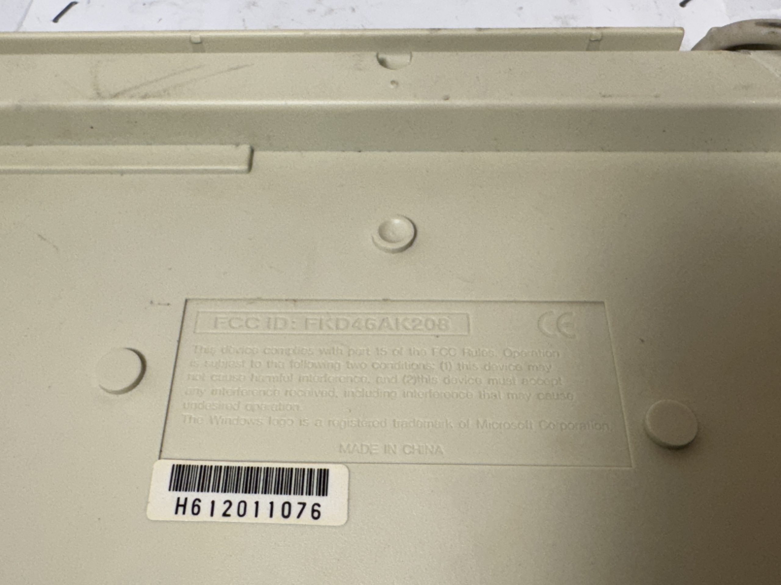 CLAVIER D’ORDINATEUR VINTAGE MONTEREY K208 (OU MTEK), RÉTRO BEIGE, CONNECTEUR AT DIN 5 BROCHES